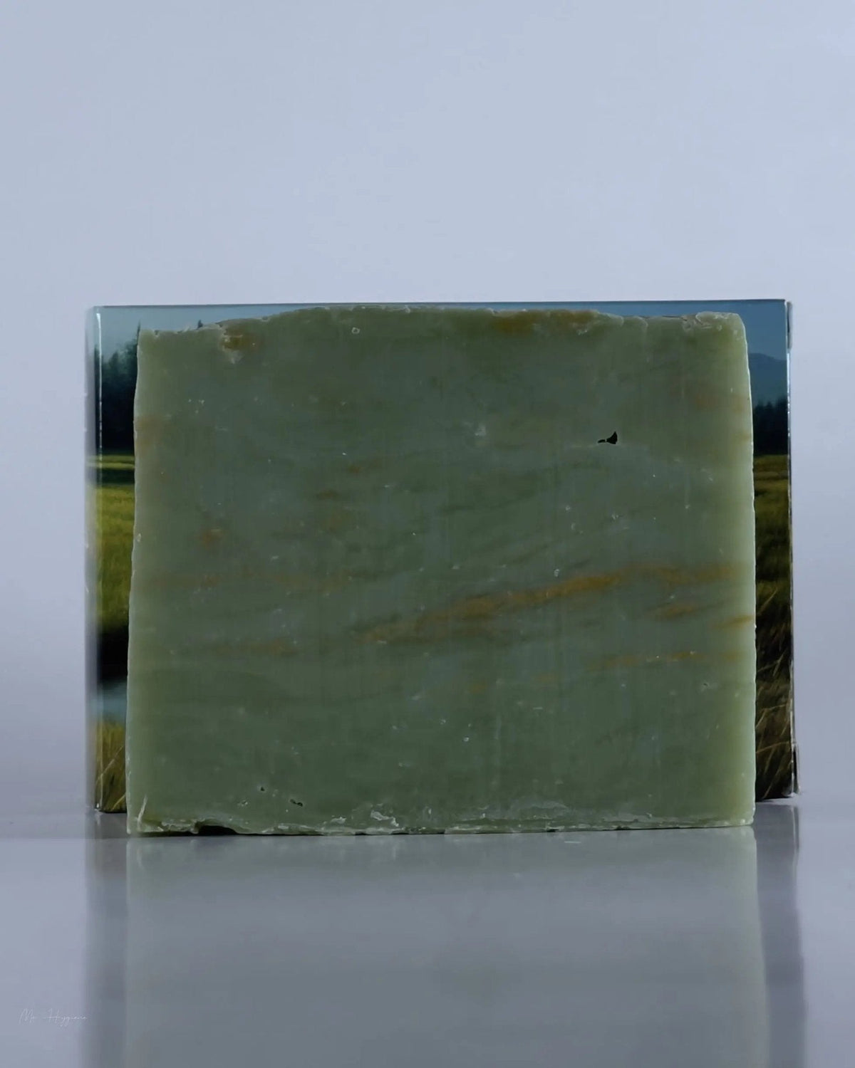 Nature's Breeze Bar Soap – Fresh, Woodsy Scent for Men