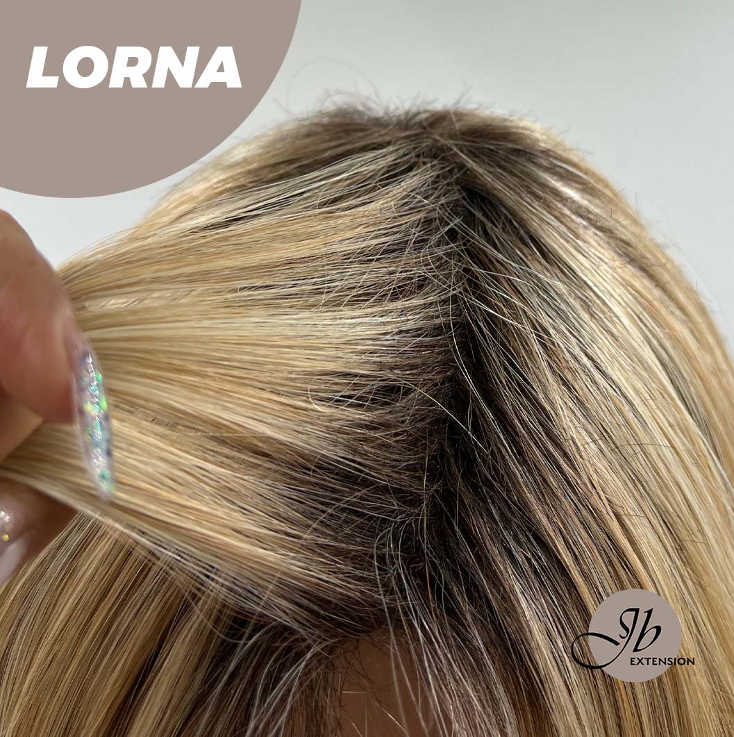 [PRE-ORDER] JBEXTENSION 18 Inches Blonde Curly Women Fashion Full Machine Wig With Bangs LORNA【PLUS PERMATEASE】【BENDY EAR TABS】