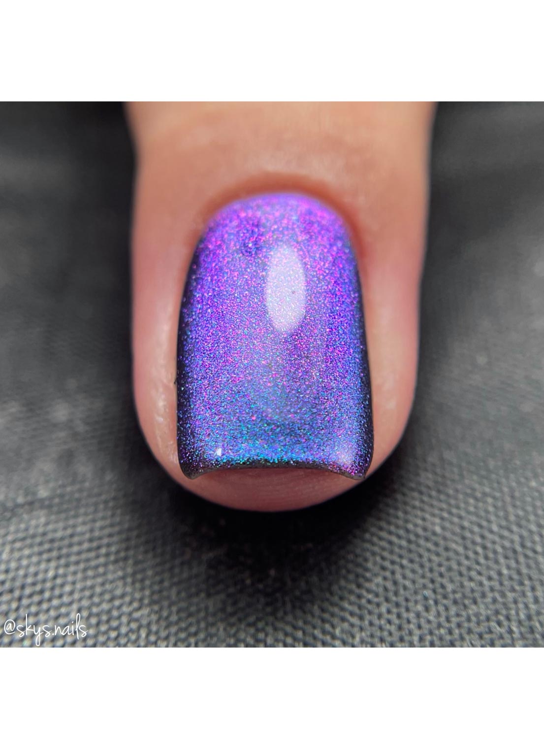Artemis - Chameleon Cats Eye Gel Polish
