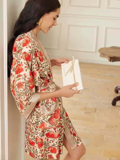 Pomegranate Garden Short Robe with Pockets | Daily Health & Beauty