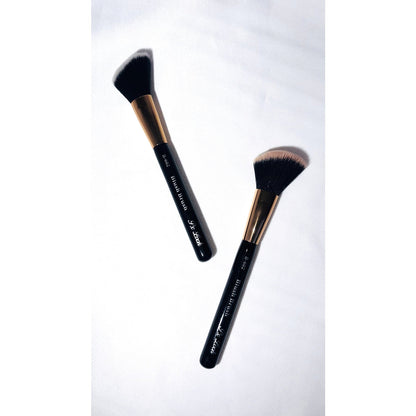 Blush Brush
