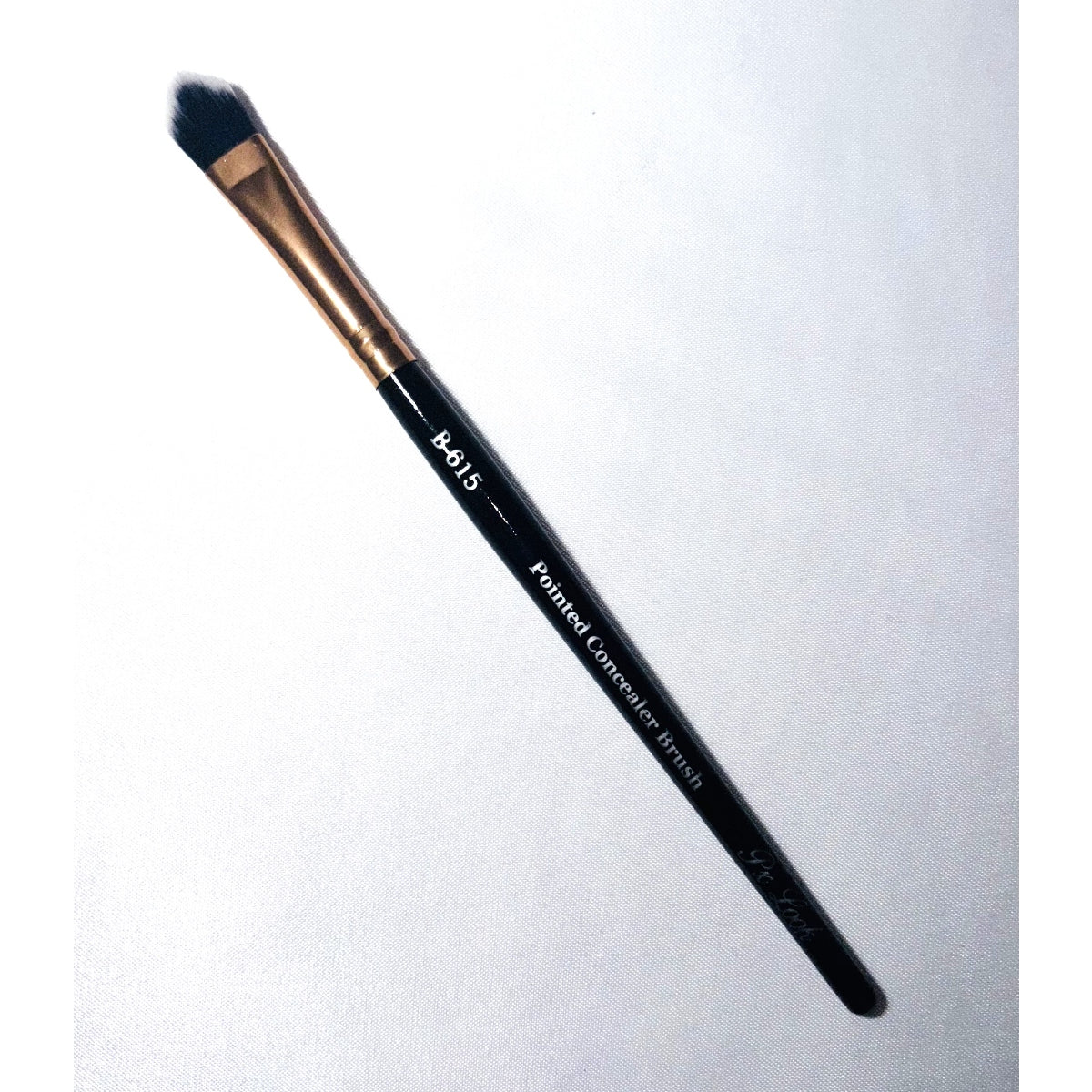 Pointed Concealer Brush