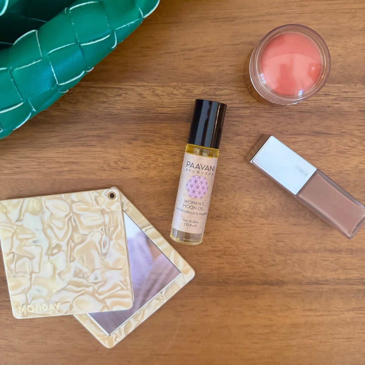 Women’s Moon Oil | Ayurvedic Support for Menstrual & Menopausal Balance | Daily Health & Beauty